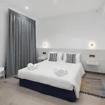 Driftwood Luxury By Whitedream