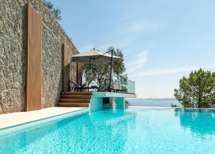 Driftwood Luxury By Whitedream Villa