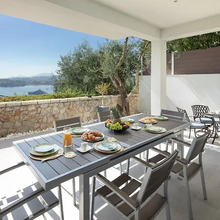 Driftwood Luxury By Whitedream ヴィラ