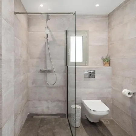 Driftwood Luxury By Whitedream ヴィラ