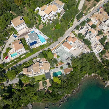 Driftwood Luxury By Whitedream